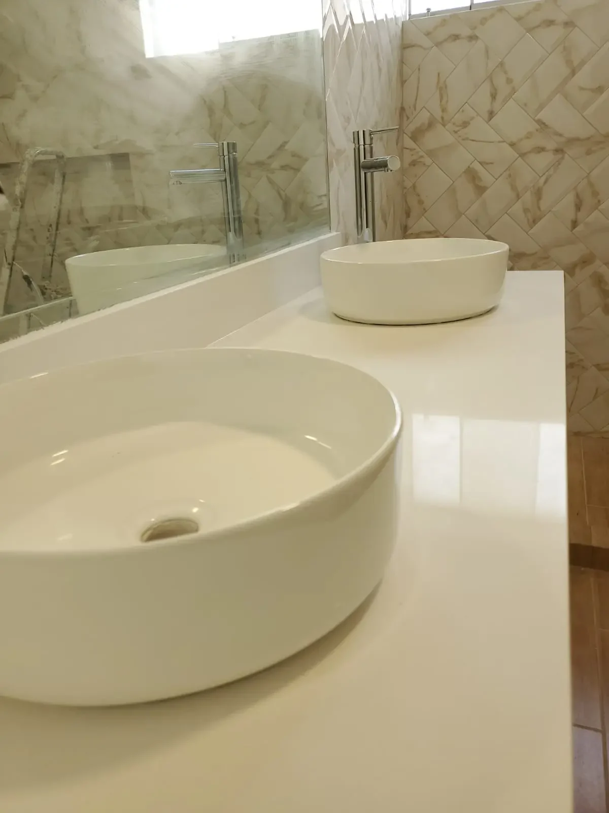 proyecto de Instalación de Mármol, Cuarzo y Granito para Baños-13