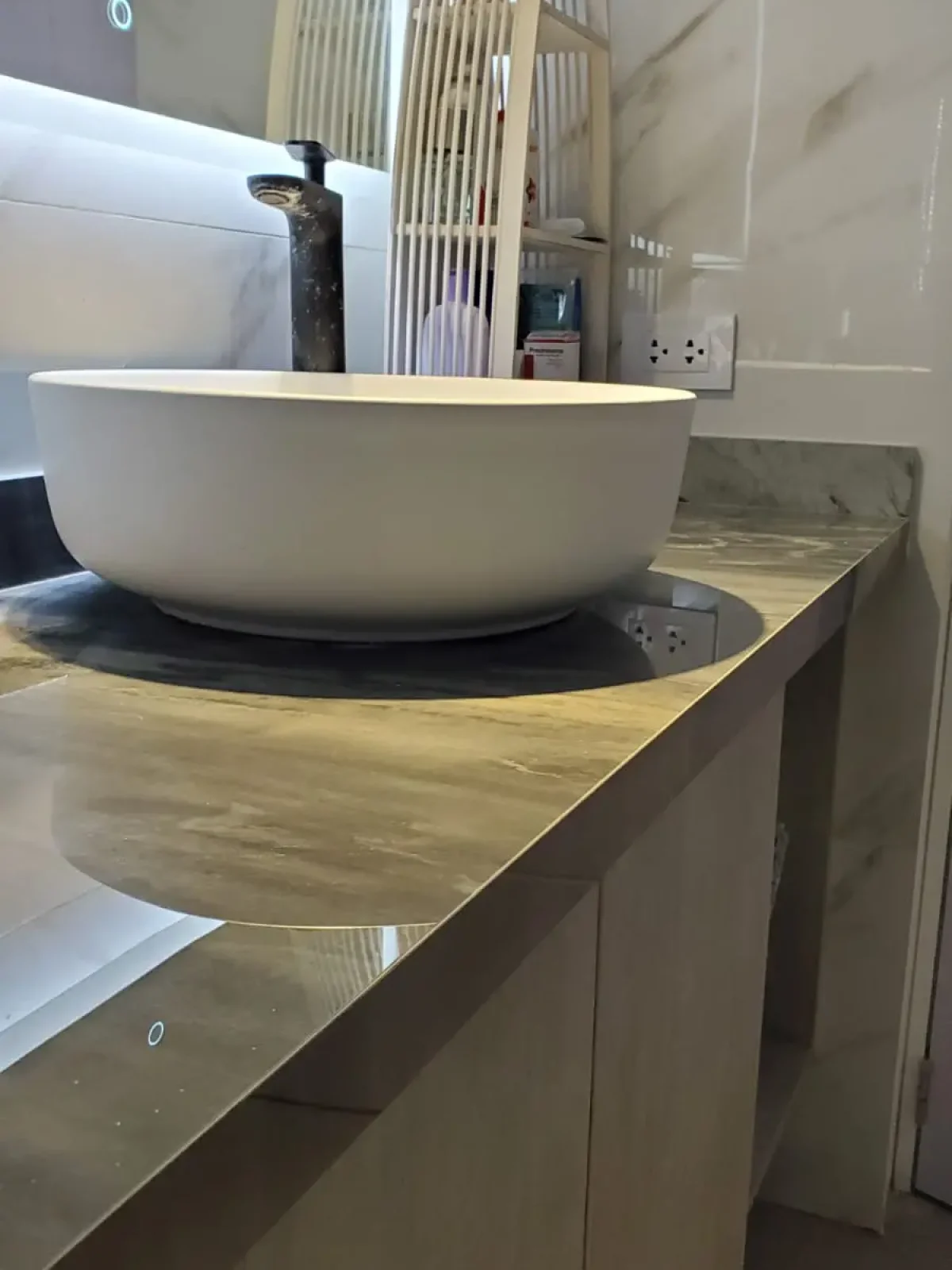 proyecto de Instalación de Mármol, Cuarzo y Granito para Baños-2
