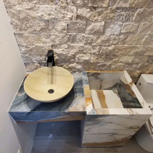 proyecto de Instalación de Mármol, Cuarzo y Granito para Baños-3